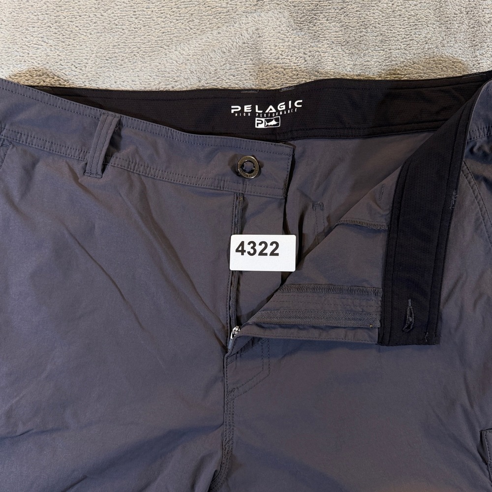 Pelagic Cargo Fishing Shorts Men 38 Gray High Performance Hybrid Pockets